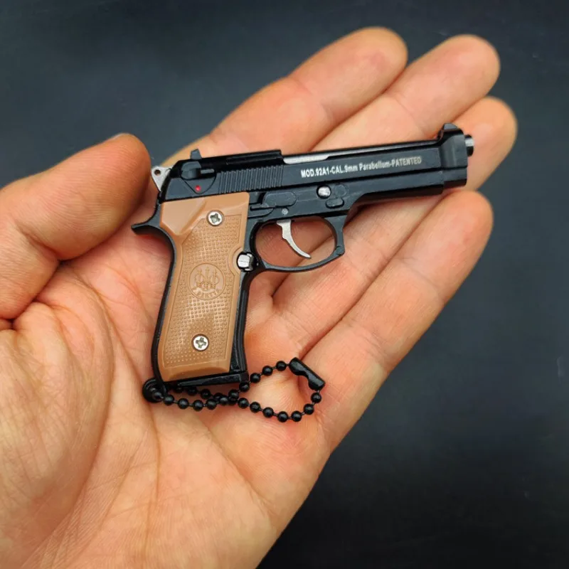 1:3 M92 Alloy Toy Gun Model De - đánh giá và giá Model Kit Revolver