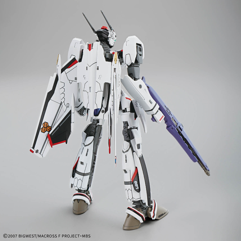 Bandai Original HG 1/100 Macro - đánh giá và giá Model Kit Valkyrie