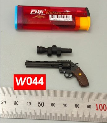 W042-49 1/6 Soldier Revolver P - đánh giá và giá Model Kit Revolver