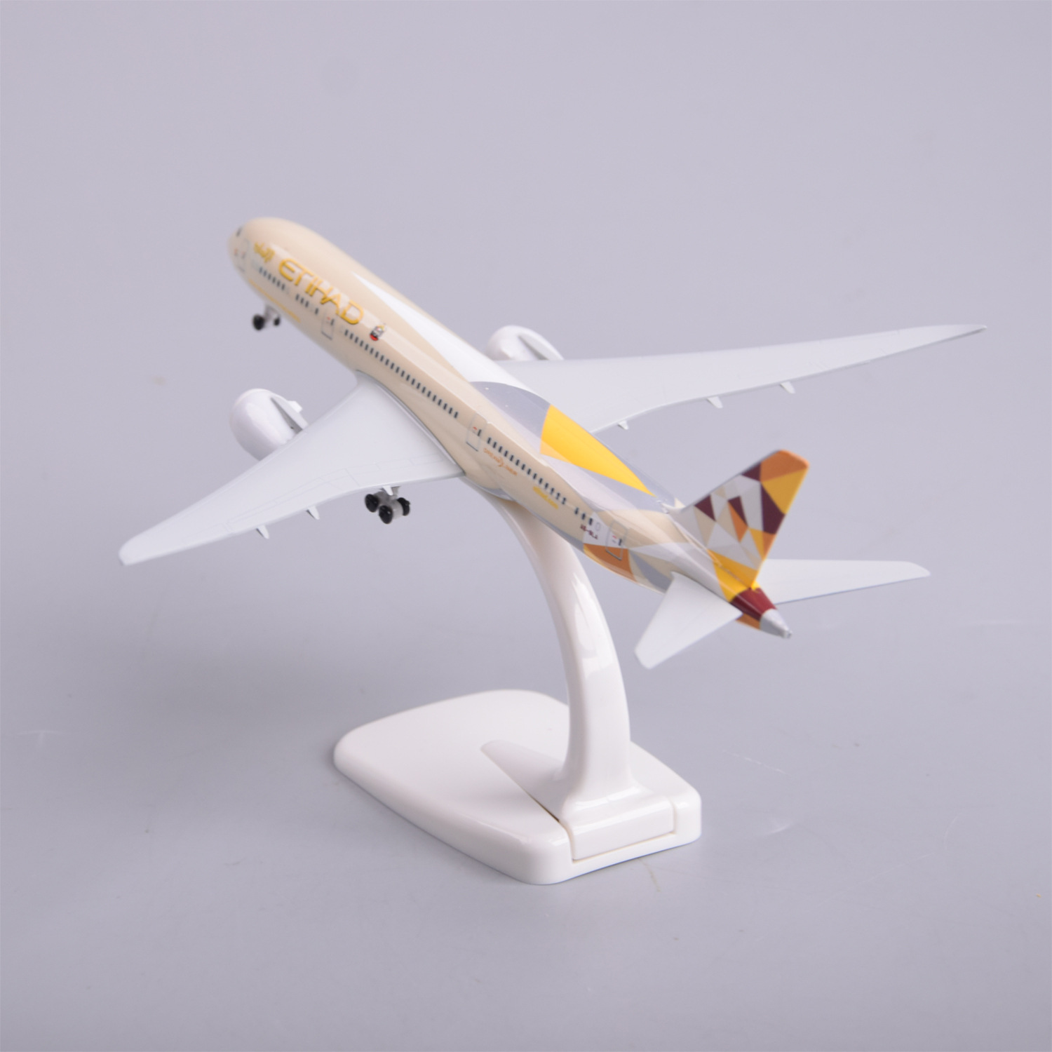 1/300 Scale 20cm Etihad B787 D - đánh giá và giá Model Kit Plane