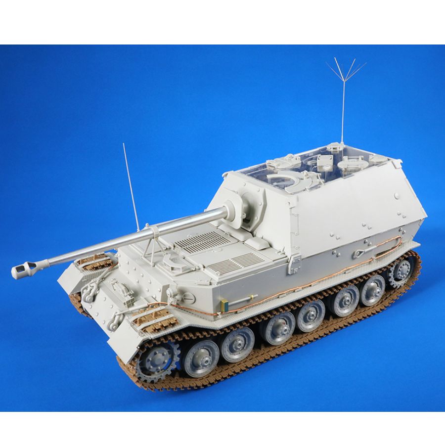 Trumpeter 00964 1/16 Sd.Kfz.18 - đánh giá và giá Model Kit Destroyer