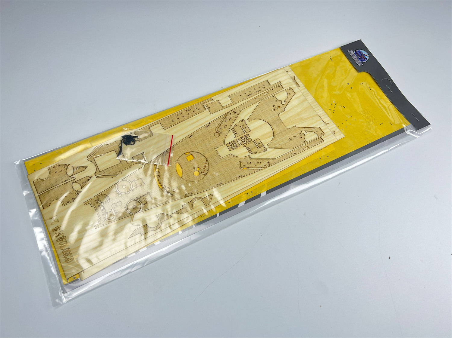 1/350 Scale USS Iowa BB-61 Bat - đánh giá và giá Model Kit Uss Iowa