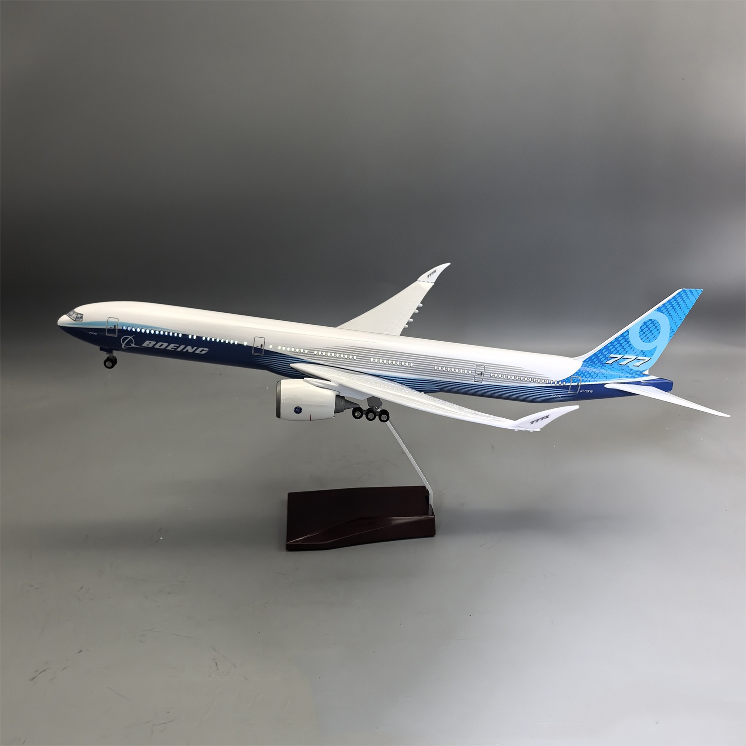 47cm 1/157 Large Scale Prototy - đánh giá và giá Model Kit Plane