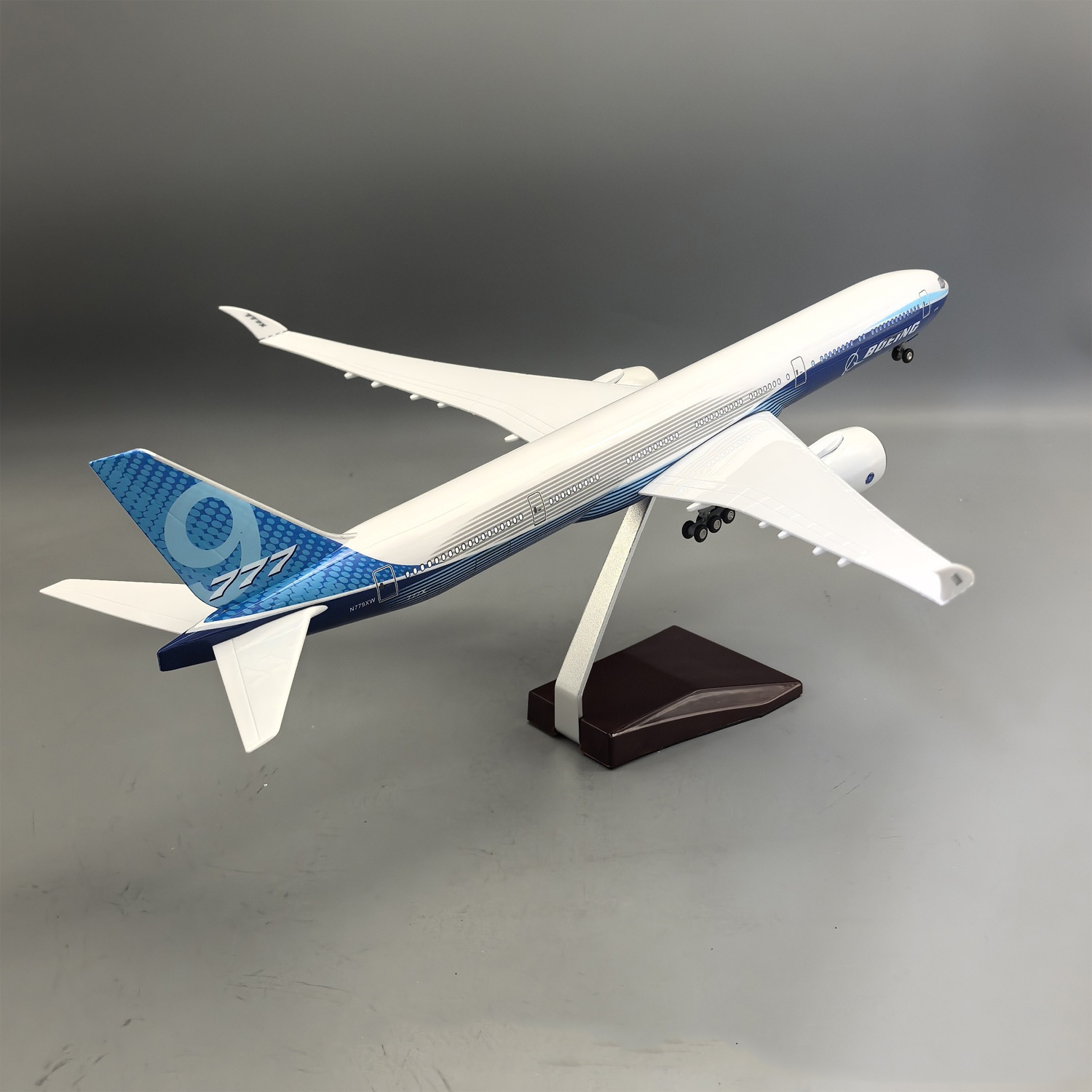 47cm 1/157 Large Scale Prototy - đánh giá và giá Model Kit Plane