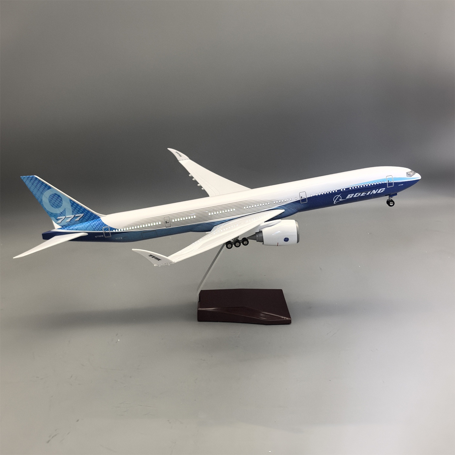 47cm 1/157 Large Scale Prototy - đánh giá và giá Model Kit Plane
