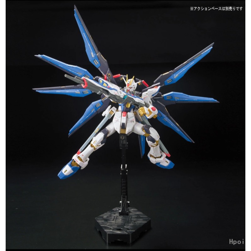 BANDAI RG Real Grade 1/144 ZGM - đánh giá và giá Model Kit Pg