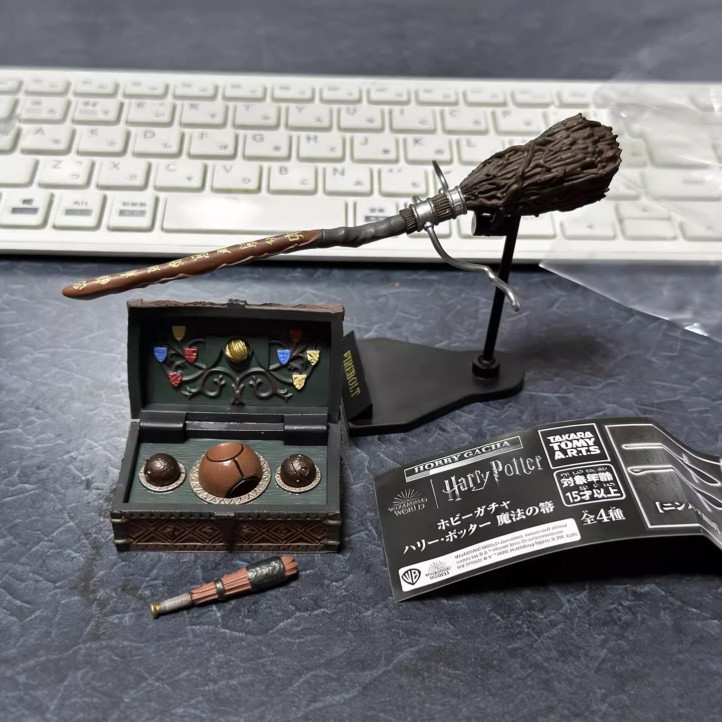 TOMY Genuine 4Pcs Gashapon Har - đánh giá và giá Model Kit Harry Potter
