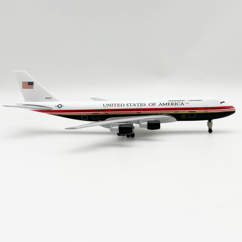 New 20cm Air Force One B747-20 - đánh giá và giá Model Kit Plane