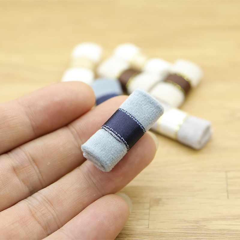 5Pcs 1/12 Dollhouse Mini Quilt - đánh giá và giá Model Kit Simulator